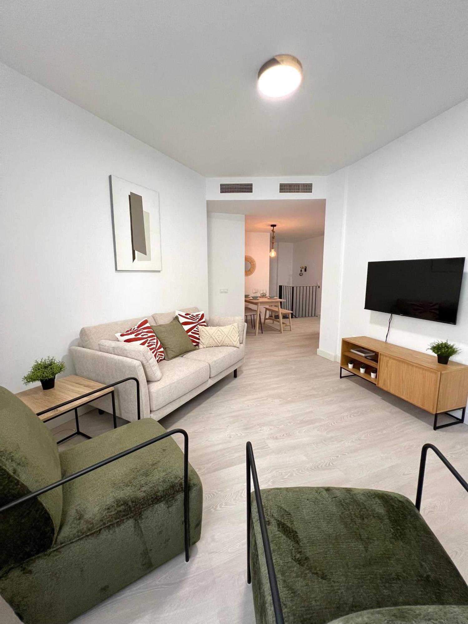 Amazing Apartment City Center - Optional Parking Малага Екстер'єр фото